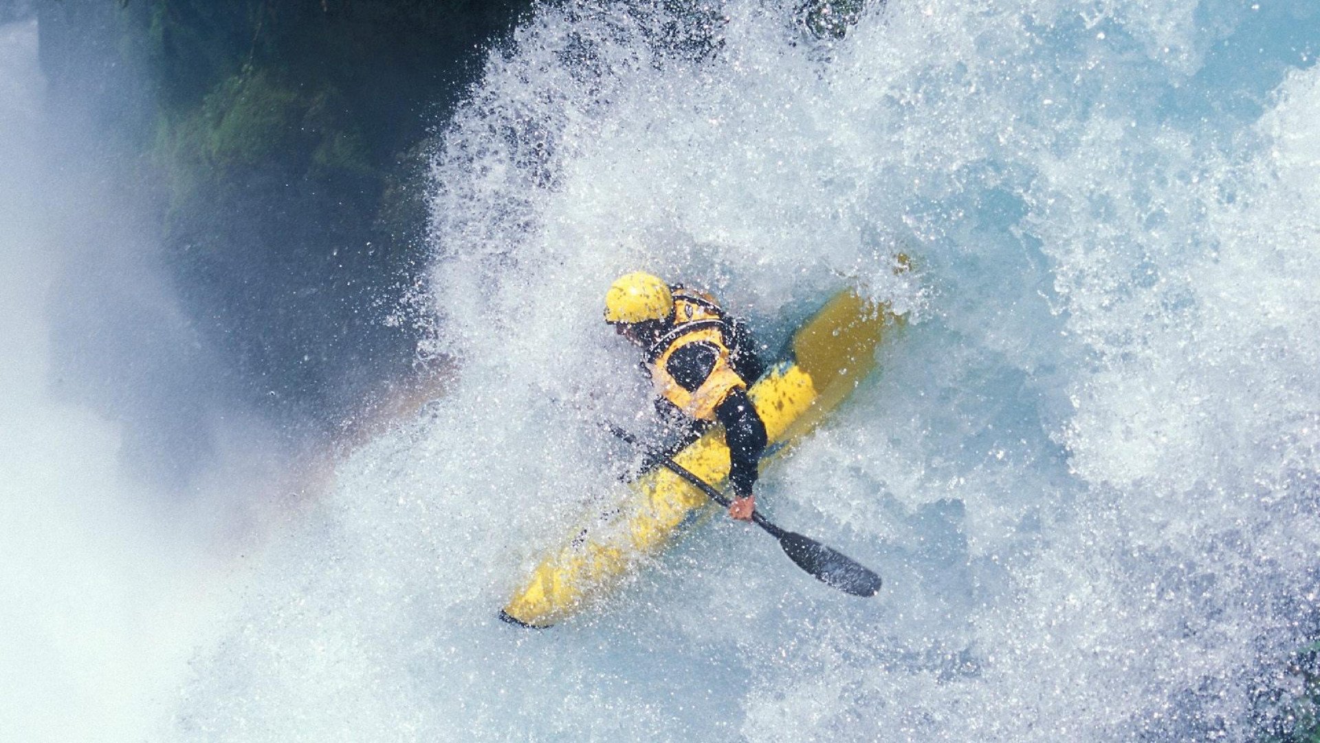 男泳老将稳健领航，男游泳冠军是谁